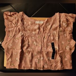 Lucky Brand Crop Top Sz XL NWT
